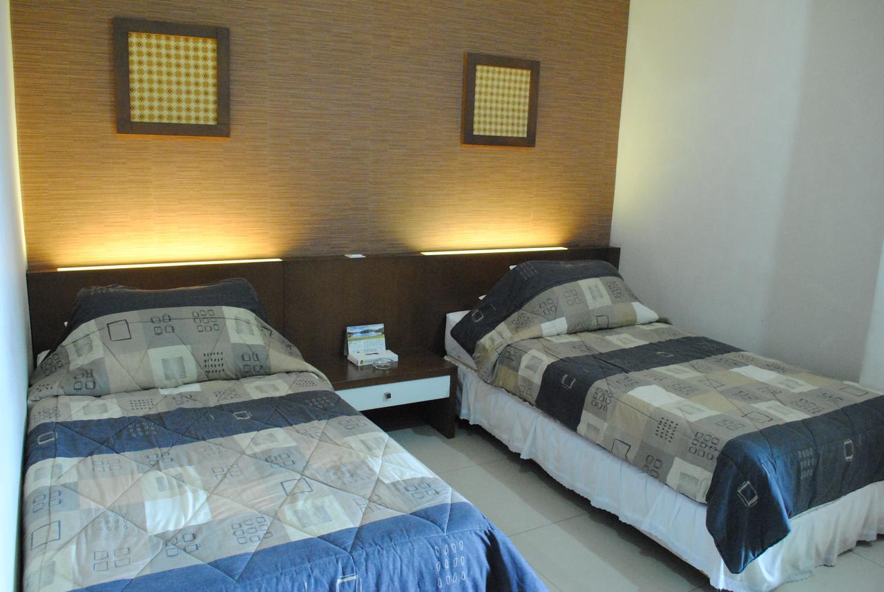 Hotel Wisata Baru Serang Exterior foto